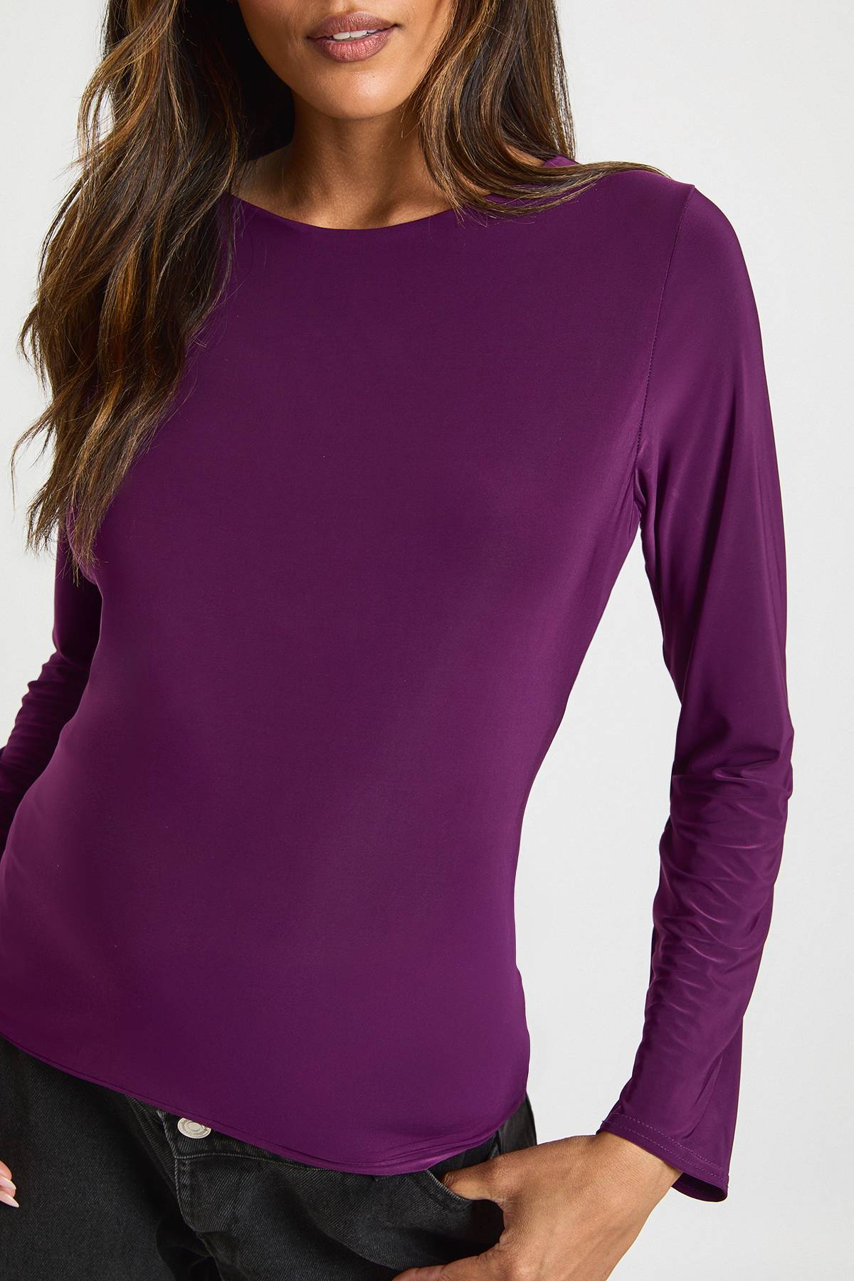 boohoo T-Shirt de Maternité à Manches Longues Double Épaisseur en Jersey Soyeux