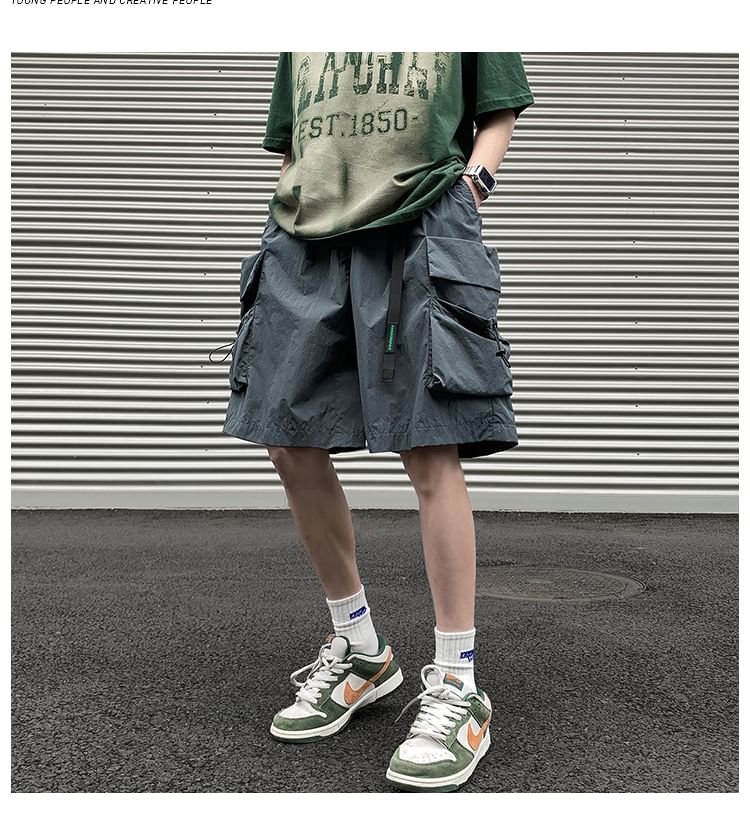 emeisa - Low Rise Plain Wide Leg Cargo Shorts