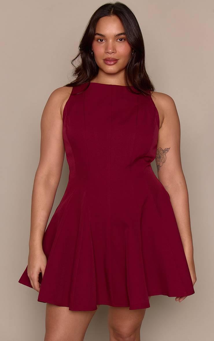 Rouge Bordeaux Robe Droite Grande Taille En Tissu Tissé Plissé À Encolure Oblique