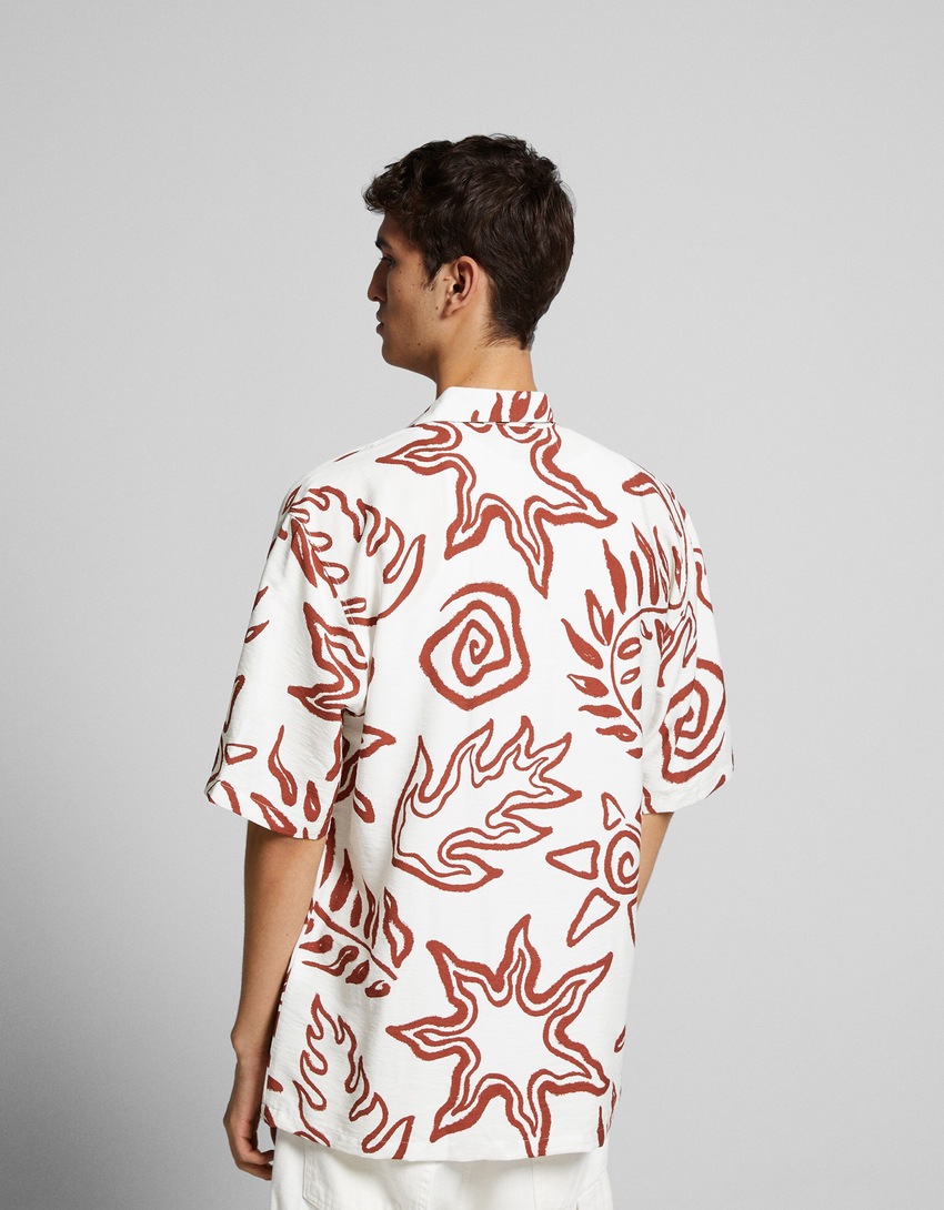 Camisa rústica de manga curta com estampa floral