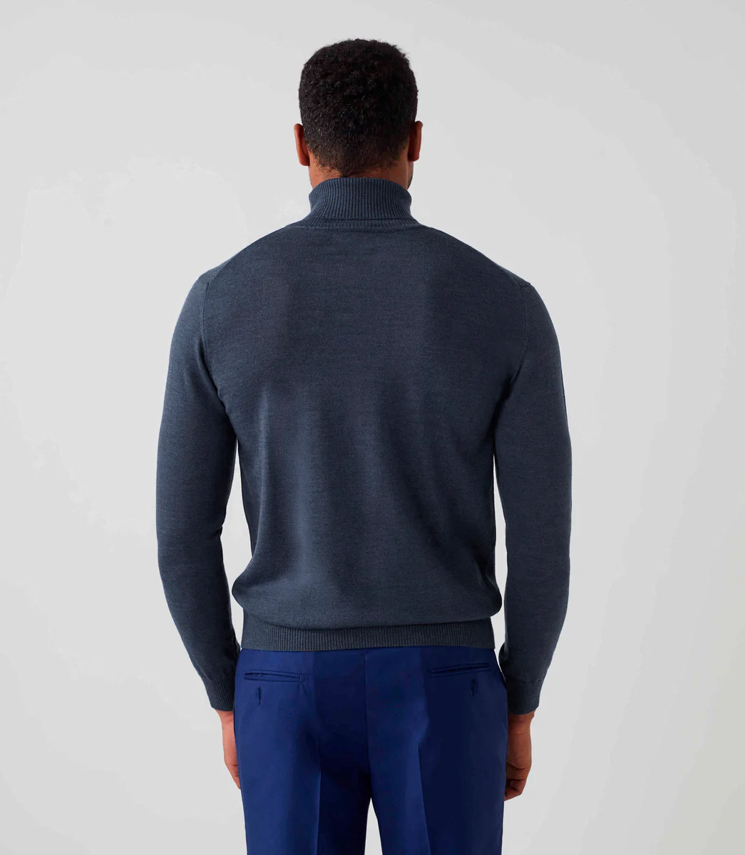 Pull col roulé bleu 