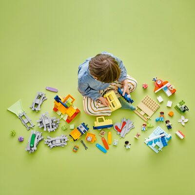 LEGO DUPLO Town 10428 Stort, interaktivt lokaltog