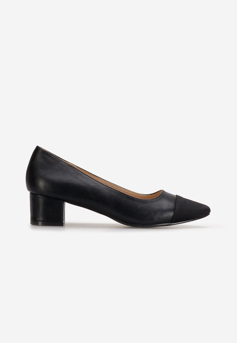 Chaussures à petit talon noirs Coram