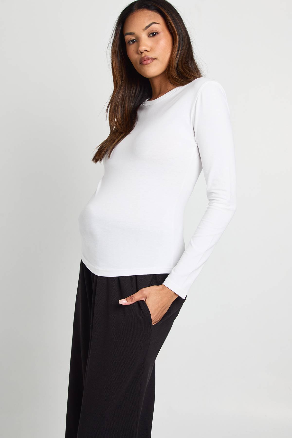 boohoo Haut longline ajusté à manches longues basique pour maternité