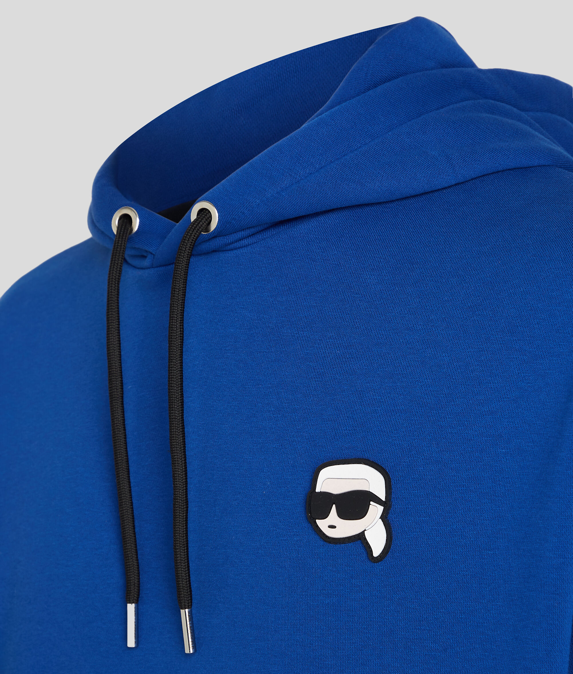 SWEAT À CAPUCHE AVEC ÉCUSSON K/IKONIK KARL