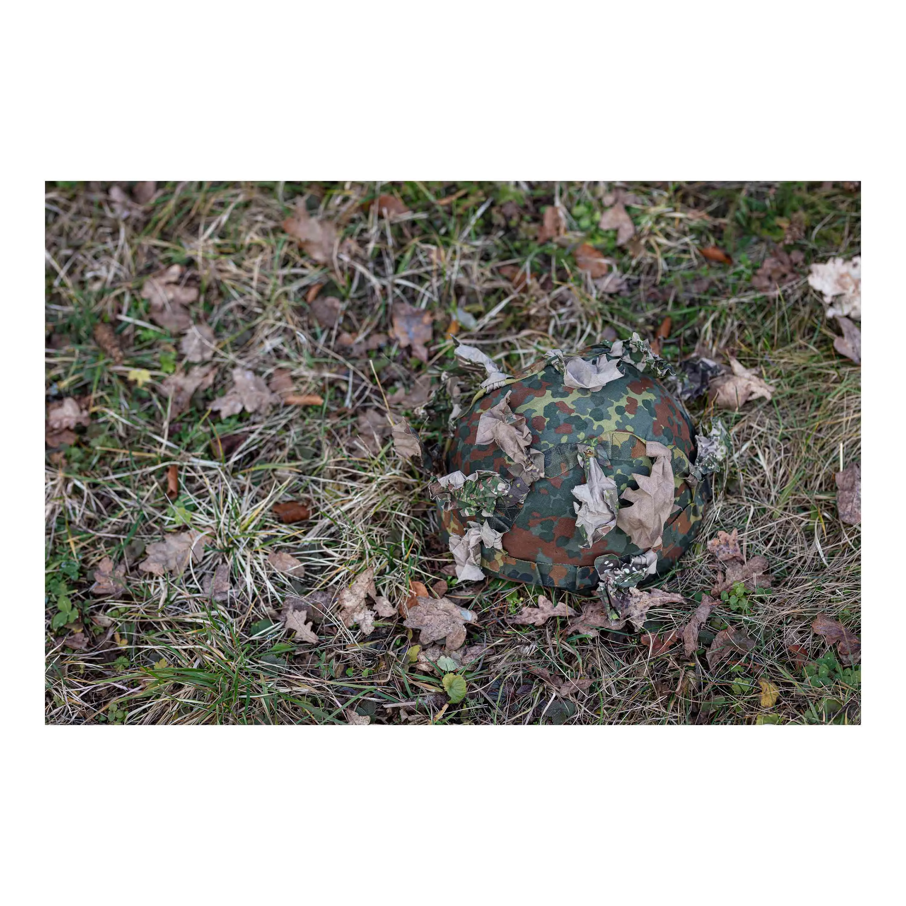 Ghosthood -  Tarnzubehör 12 Blattzuschnitte