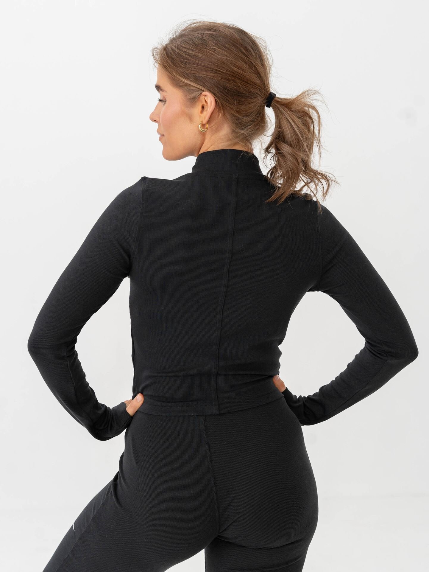 Sportswear Essential Rib Mock Long Sleeve Top
