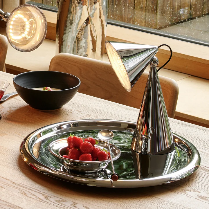 Tom Dixon - Pose LED Tischleuchte mit Akku, indigo