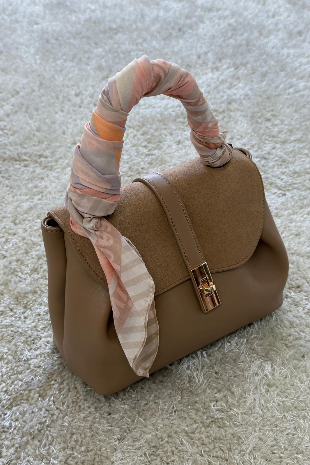 A-bee Dina Scarf