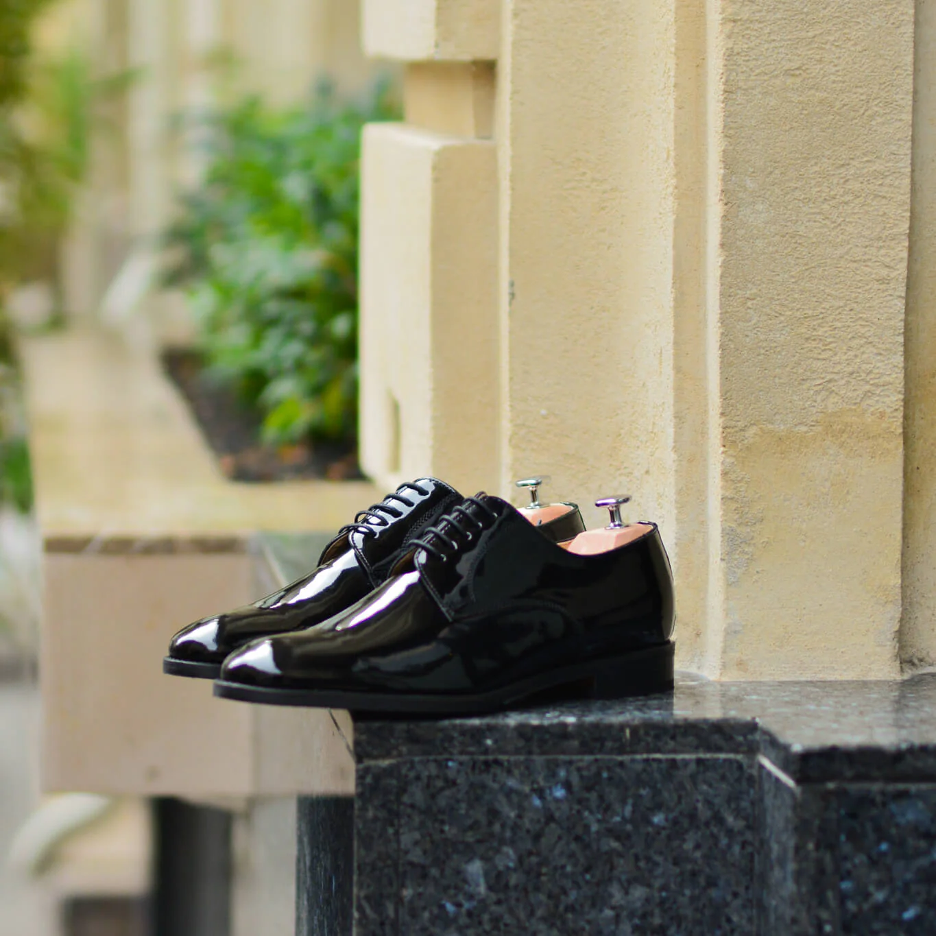 Dikens-Derby en cuir vernis noir