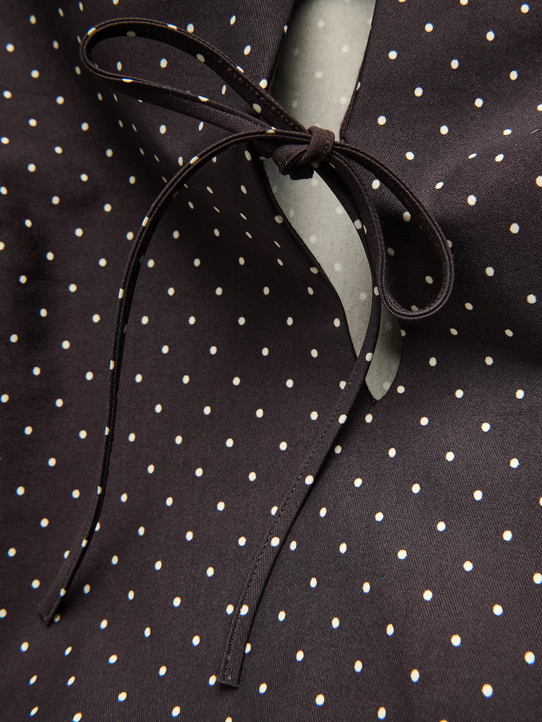 Kleid mit Puffärmeln