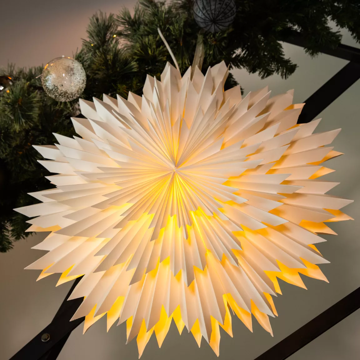 Suspension lumineuse papier Origami (D60 cm) Flocon Blanc