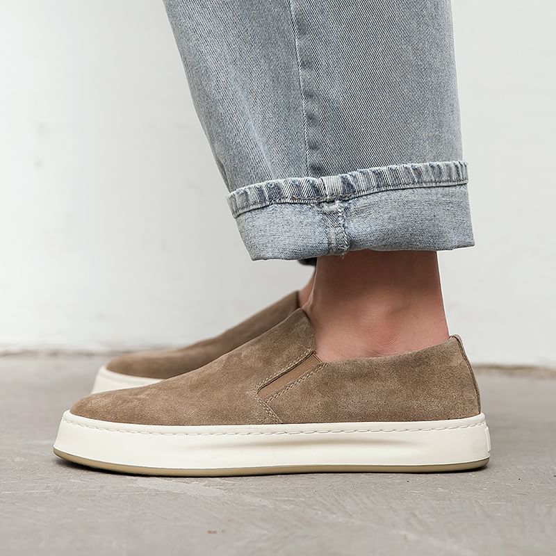 VEAZ - Platform Plain Faux Suede Slip-Ons