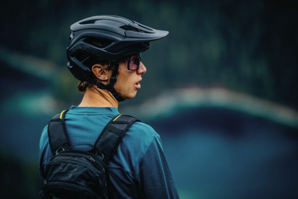 Abus CliffHanger Cykelhjelm, Velvet Black