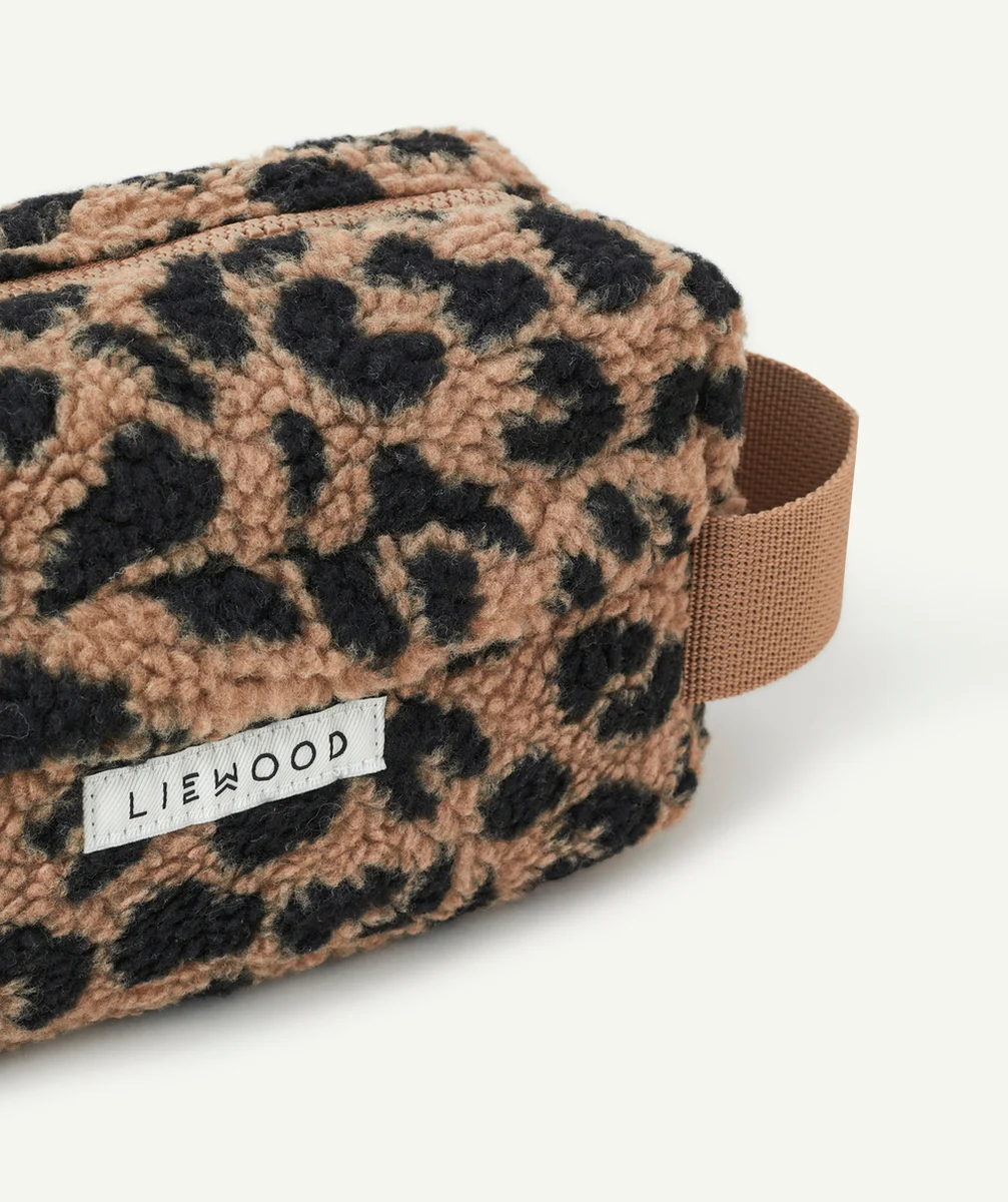 LIEWOODTROUSSE EN SHERPA IMPRIMÉ LÉOPARD EN FIBRES RECYCLÉES