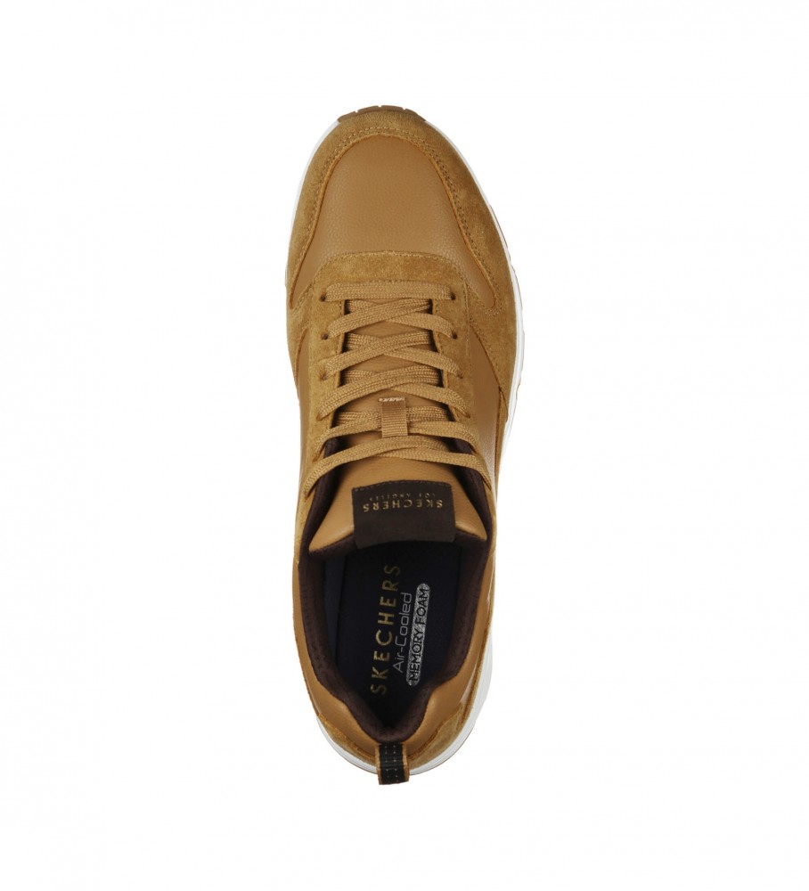 Tênis Skechers Uno de couro marrom