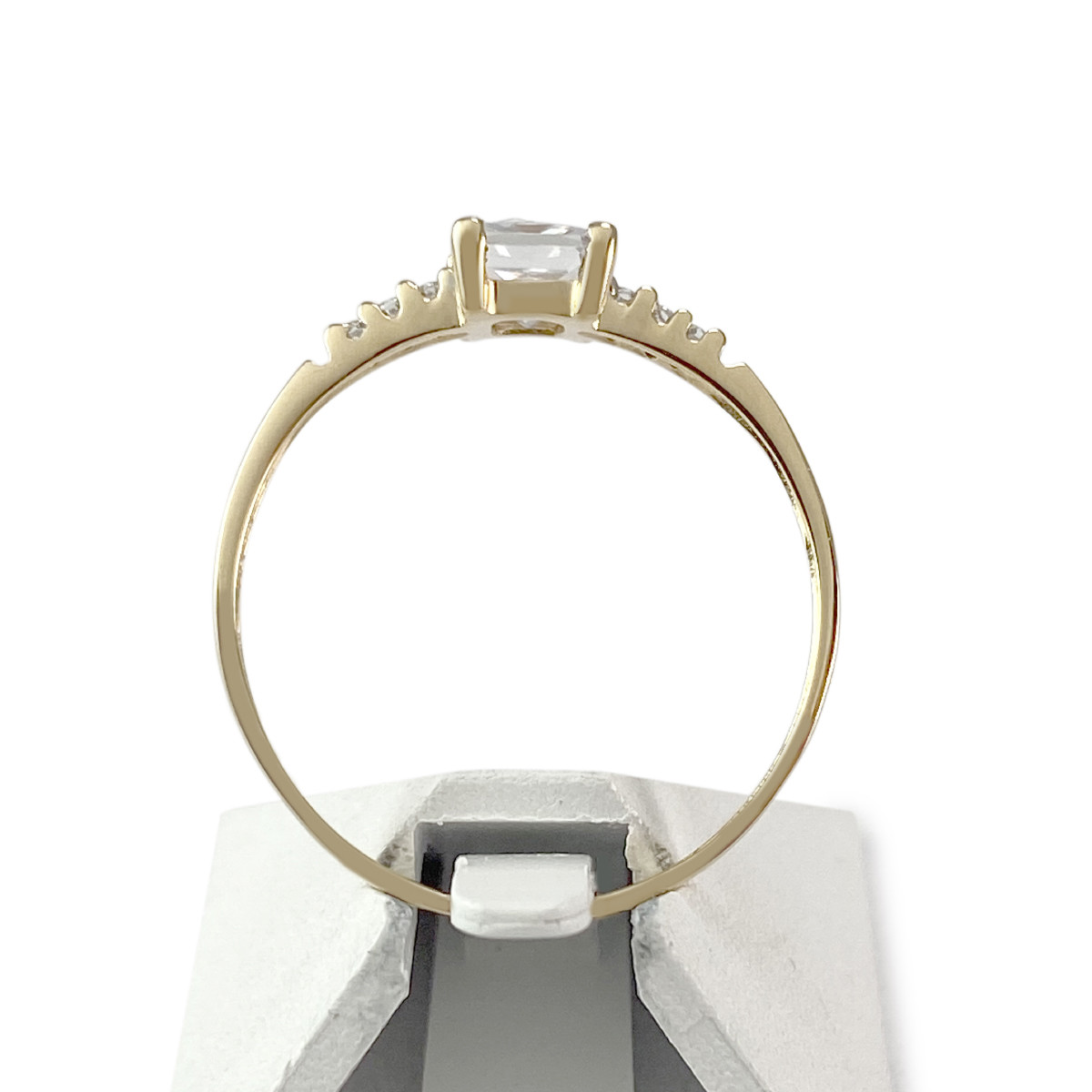 Bague d'occasion or 750 jaune zirconias