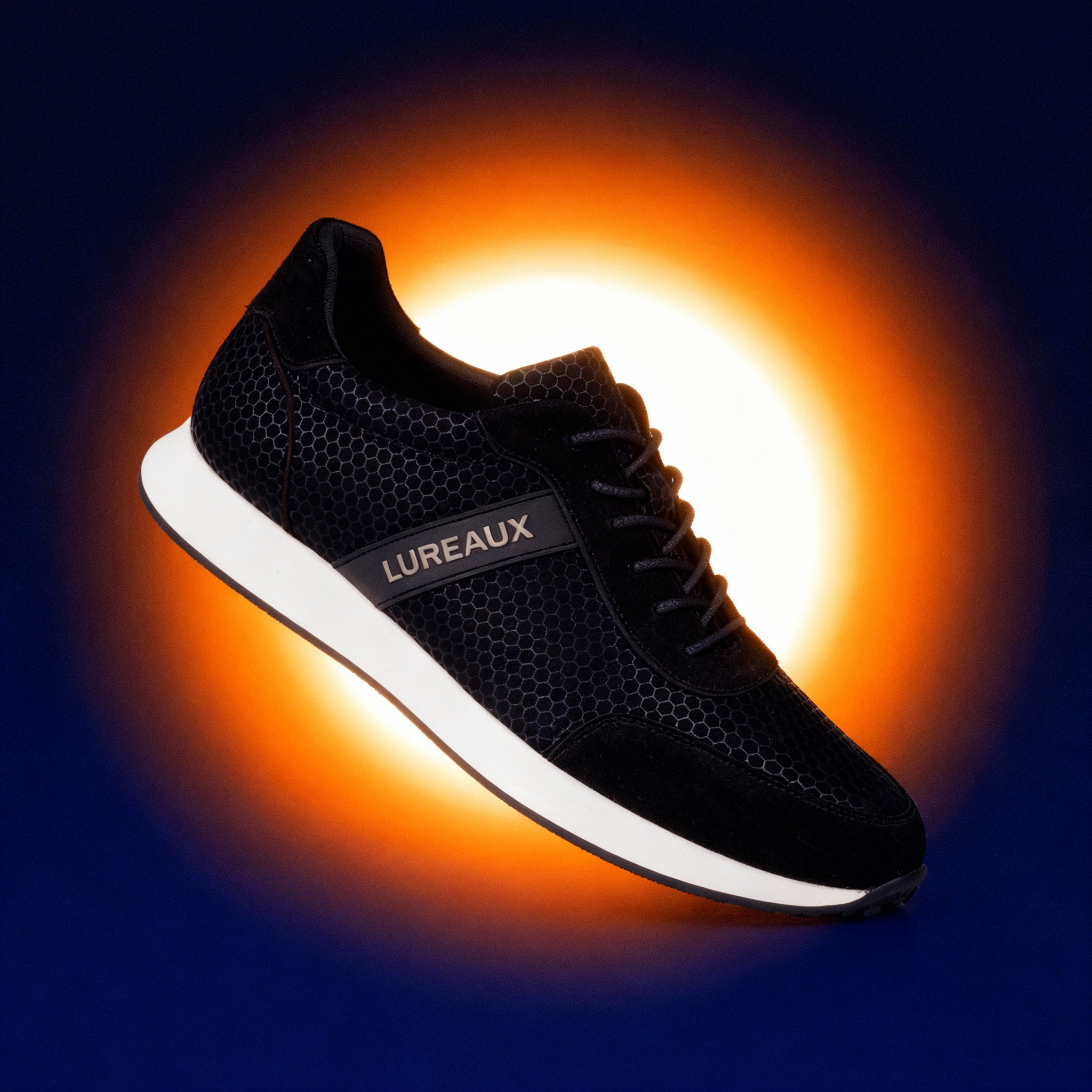 Black Honey Runner