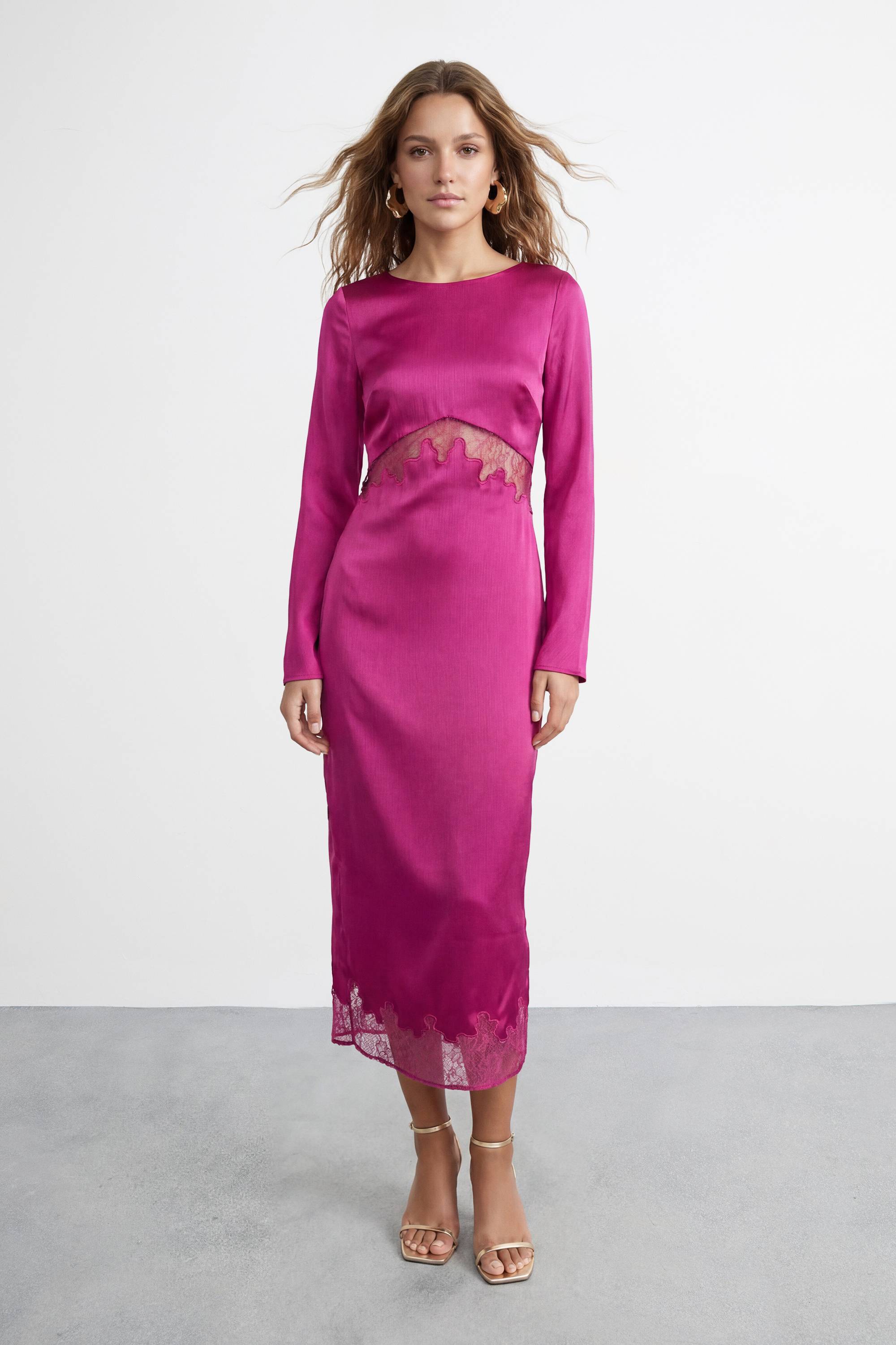 Warehouse Robe Midi En Satin À Manches Évasées Et Insert En Dentelle
