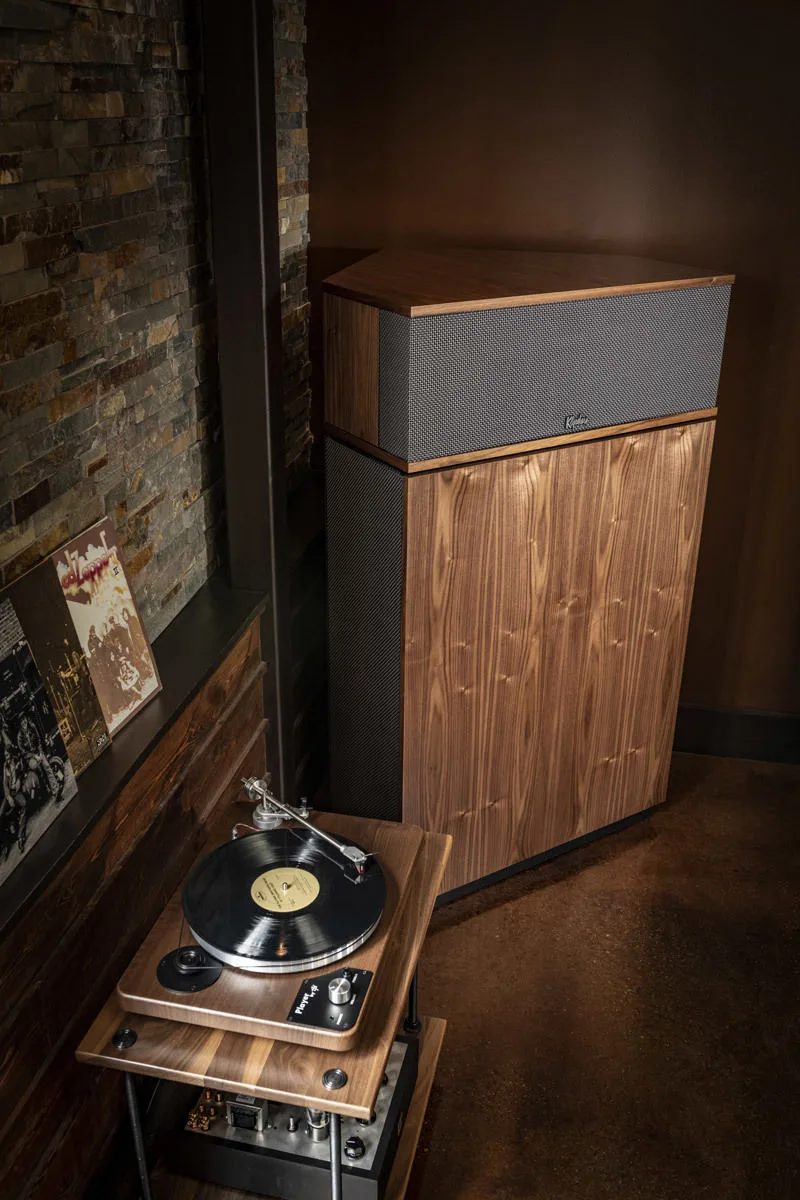 Klipsch KlipscHorn AK6 Noyer (la paire) Enceintes colonne