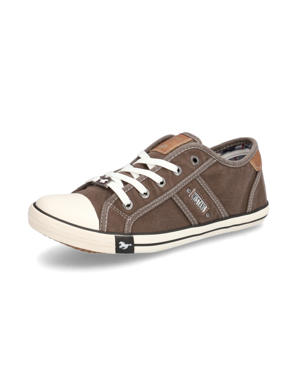 Canvas Sneaker
