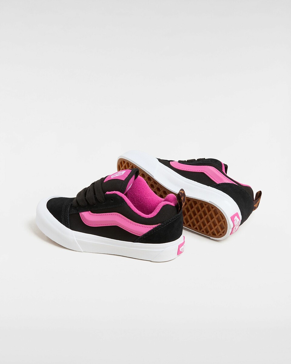 Tênis VANS Knu Skool