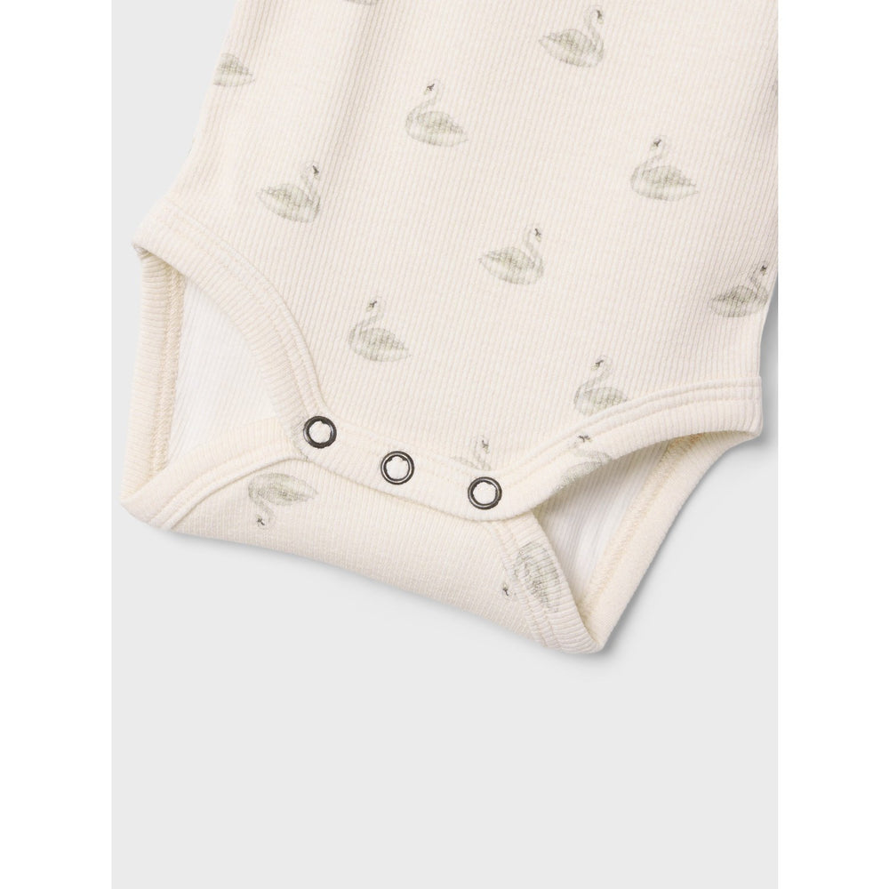 Køb Lil'Atelier Pastel Parchment Swan Nbfgavo Eko Ls Slim Body Lil Noos