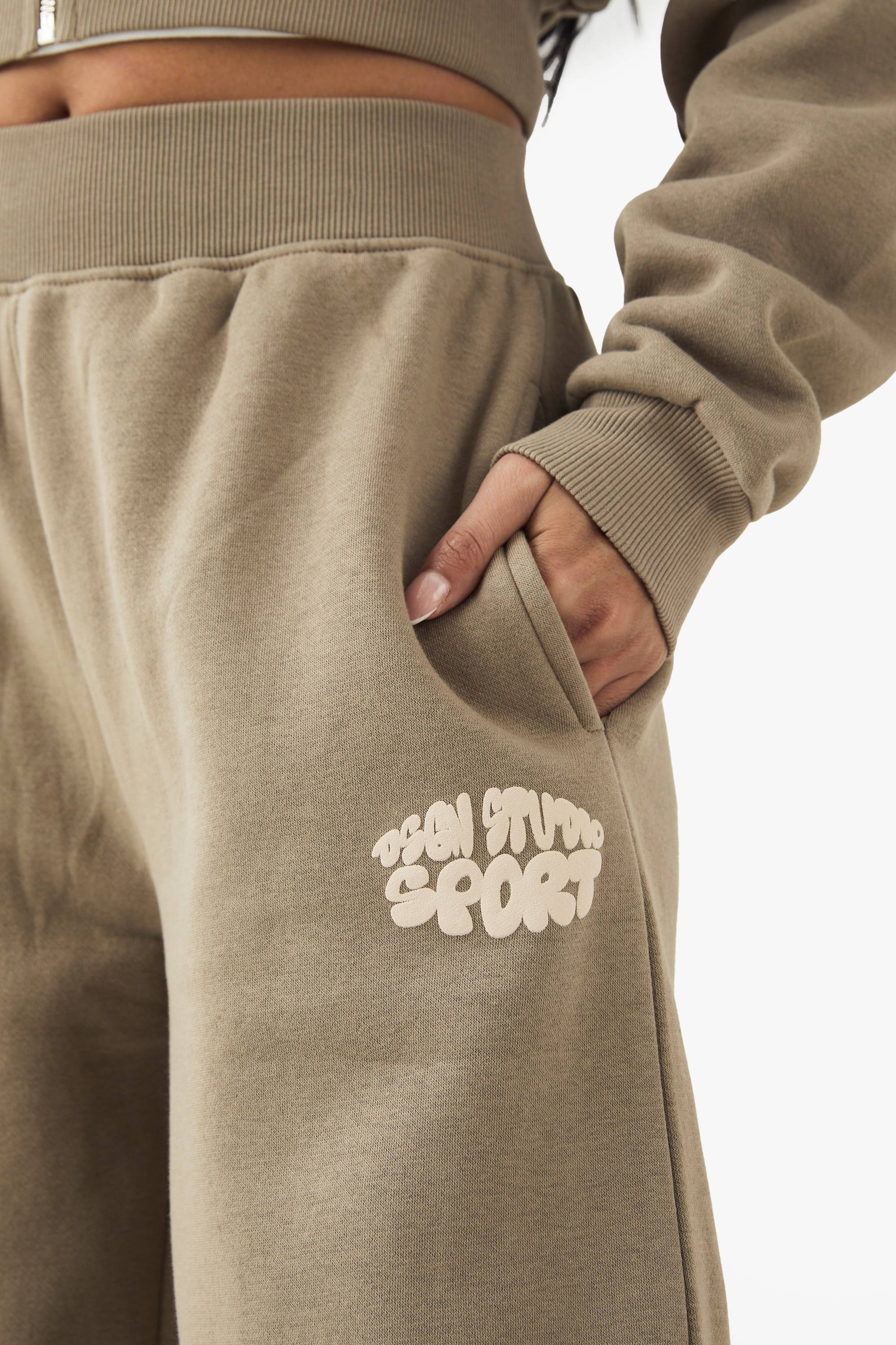 Jogging Droit DSGN Studio Sport avec Slogan Bubble