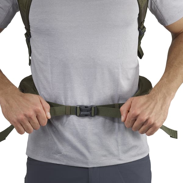Sac trail SALOMON SALOMON TRAILBLAZER 30 MARTINI OLIVE/OLIVE NIGHT/EBONY 23 MARTINI OLIVE/OLIVE NIGHT/EBONY