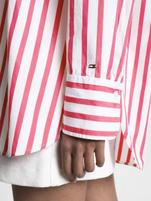 Camisa oversized listrada Tommy Icons