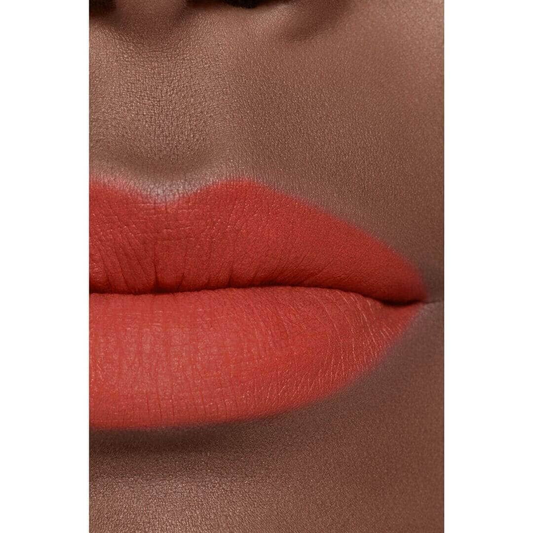 CHANEL ROUGE ALLURE LIQUID VELVET BATOM LÍQUIDO MATE INTENSO DE LONGA DURAÇÃO