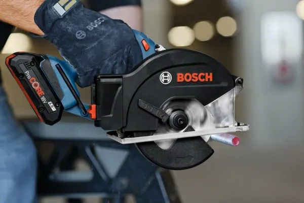 Bosch METALRUNDSAV GKM 18V-50 SOLO - SOLO