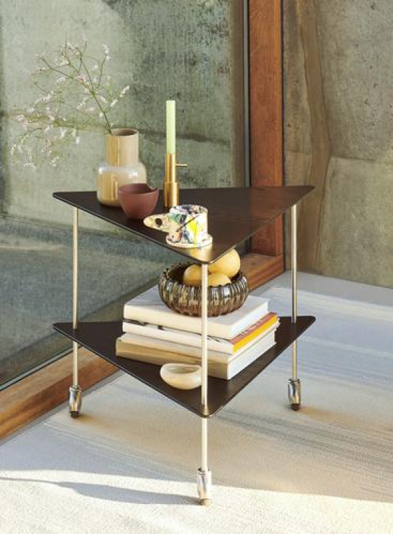 Fritz Hansen AJ trolley walnoot