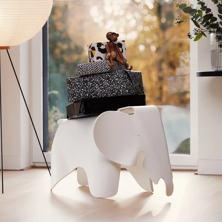 Vitra - Eames Elephant small, butterblume
