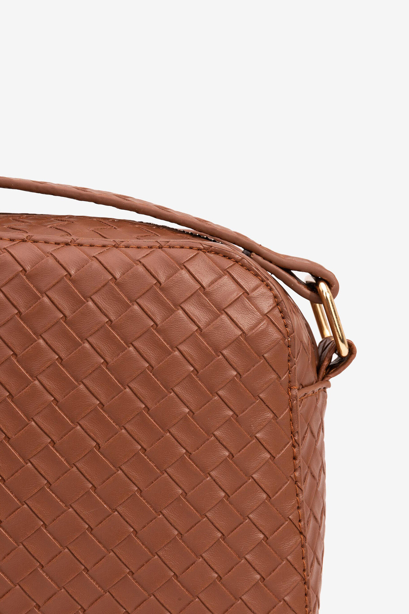 Bolsa de ombro texturizada - Marrom escuro