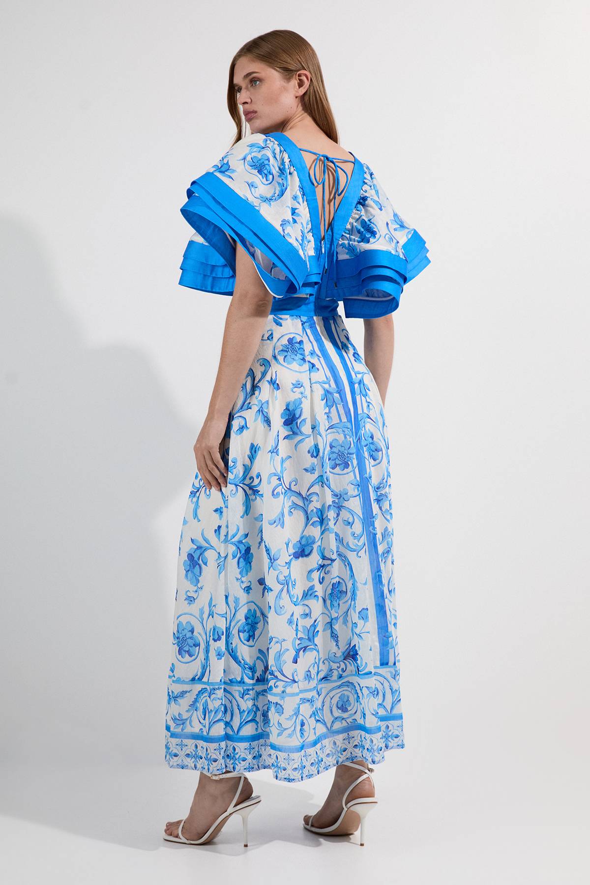KarenMillen Robe Longue Petite en Organdi à Manches Volantées et Décolleté Plongeant Imprimé Floral