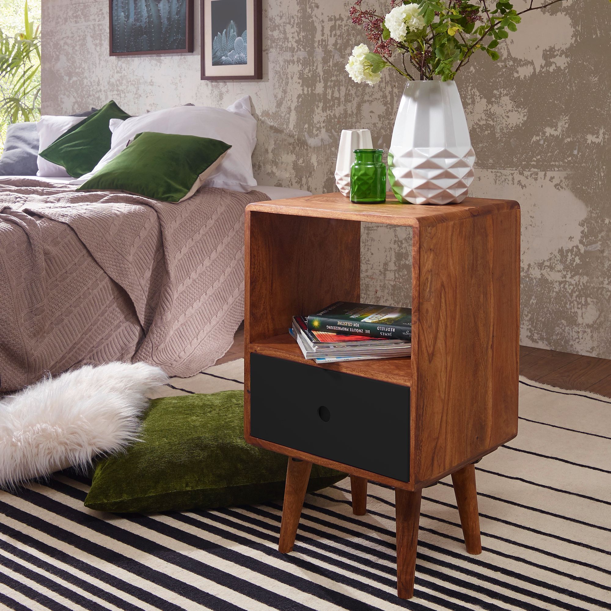 KADIMA DESIGN Retro Nachttisch aus Sheesham-Holz, 70 cm - Für Boxspringbetten, Vintage-Stil