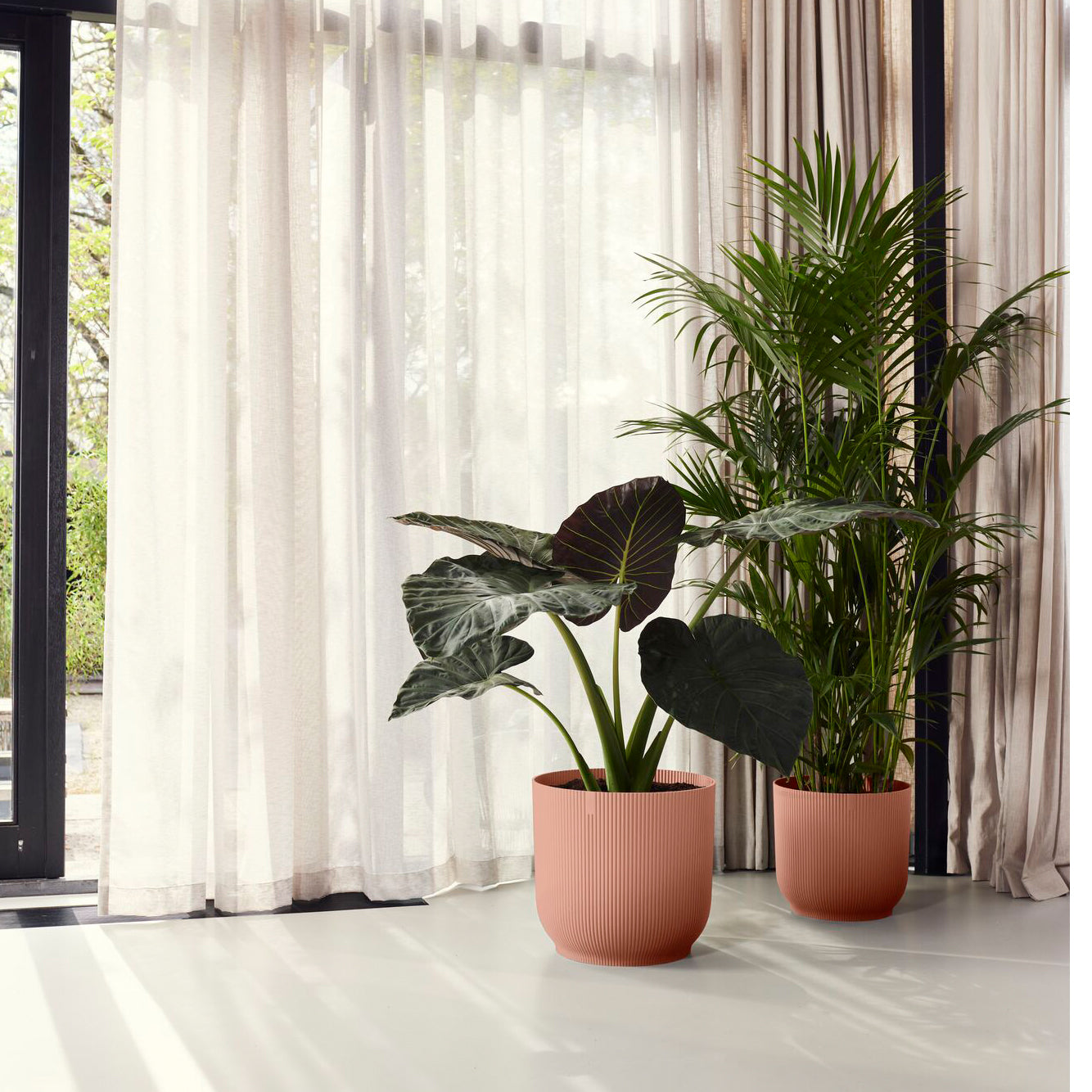 Elho Vibes Fold Rond - Roze - Ã 39 x H 36 cm - Binnen - 100% gerecycled kunststof