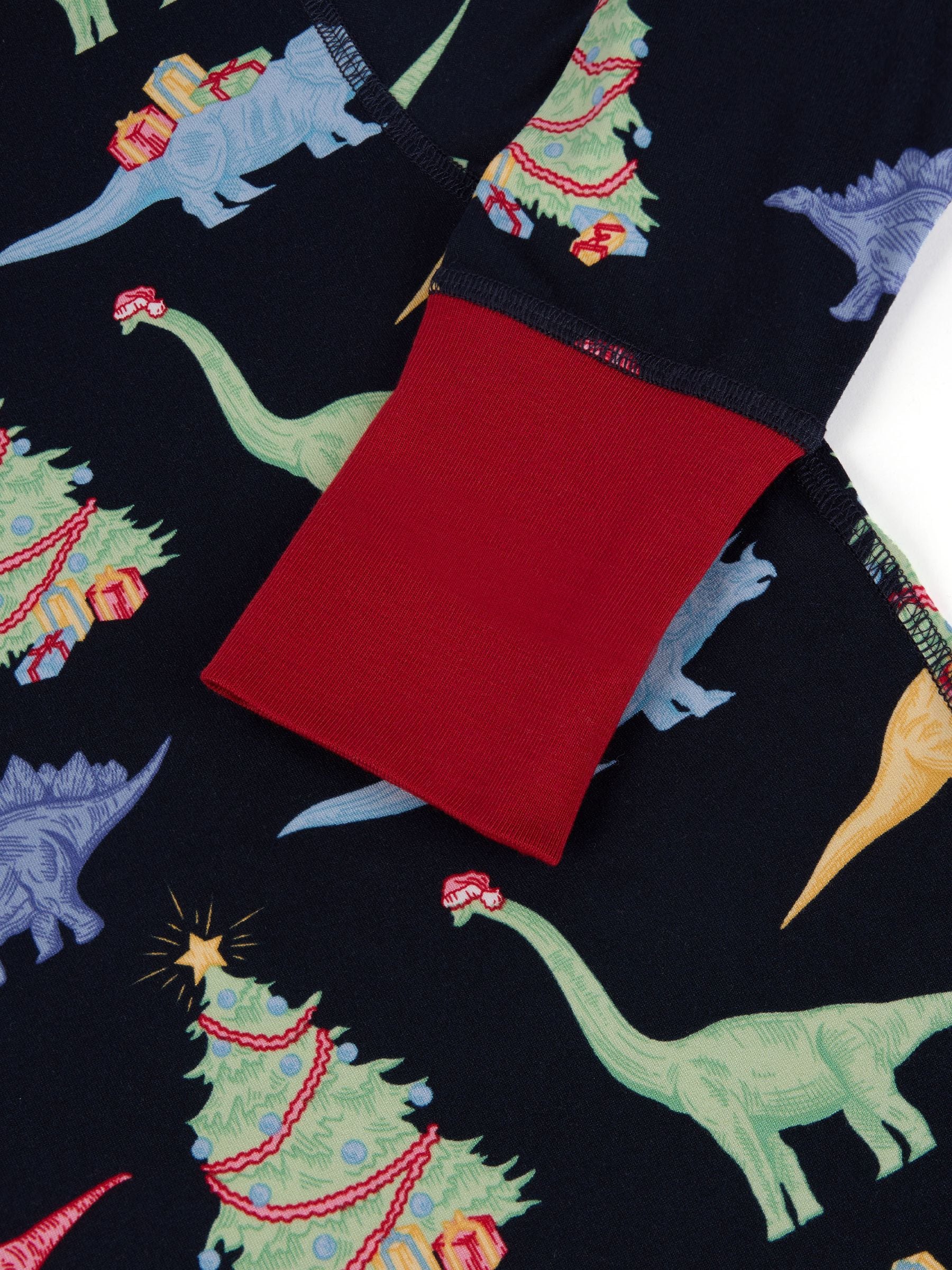 Chelsea Peers Kerstmis Lange Pyjama met Dinosaurusprint