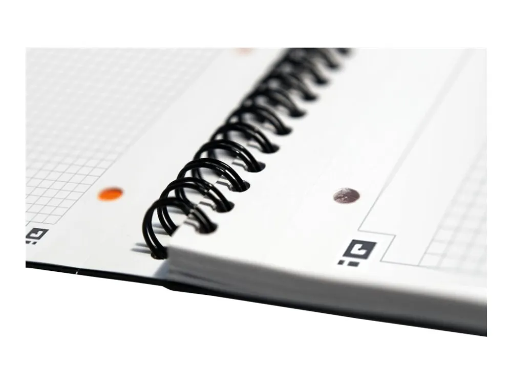 Oxford International NoteBook, A4 , kvadreret (stk.)