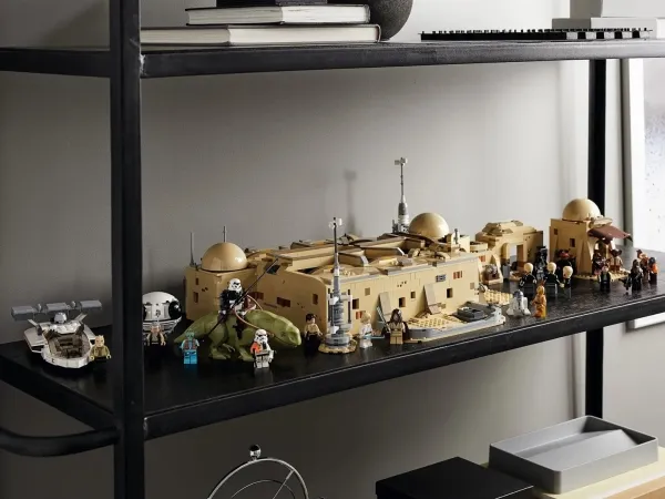 LEGO Star Wars 75290 Mos Eisleys Cantina