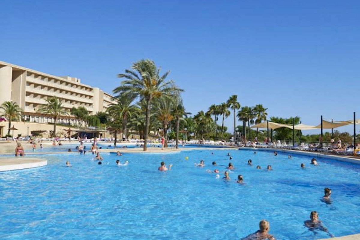 Club Cala Romani