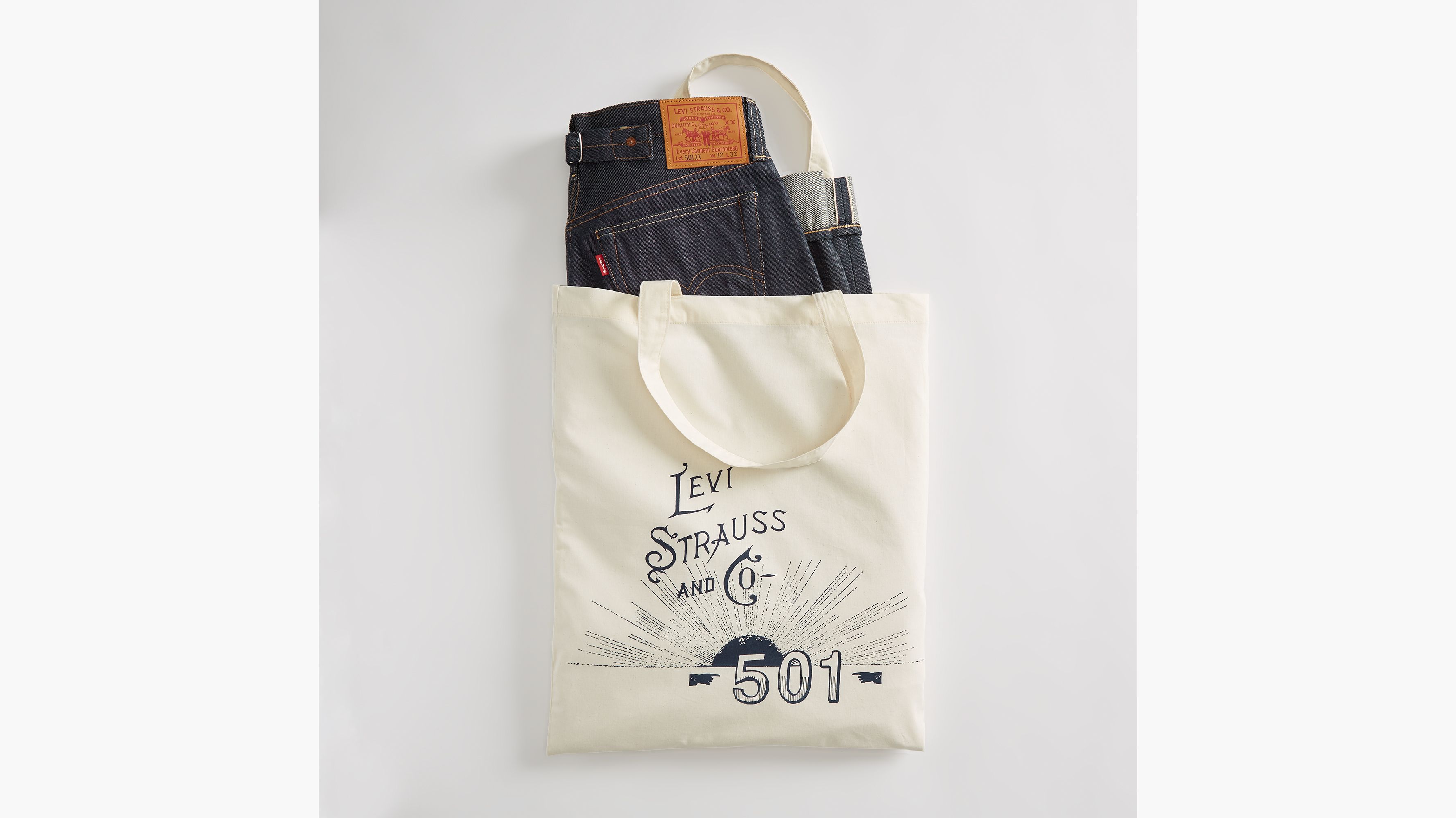 Jean 501® 1937 Levi's® Vintage Clothing - Dark Indigo Organic 1937 - Bleu