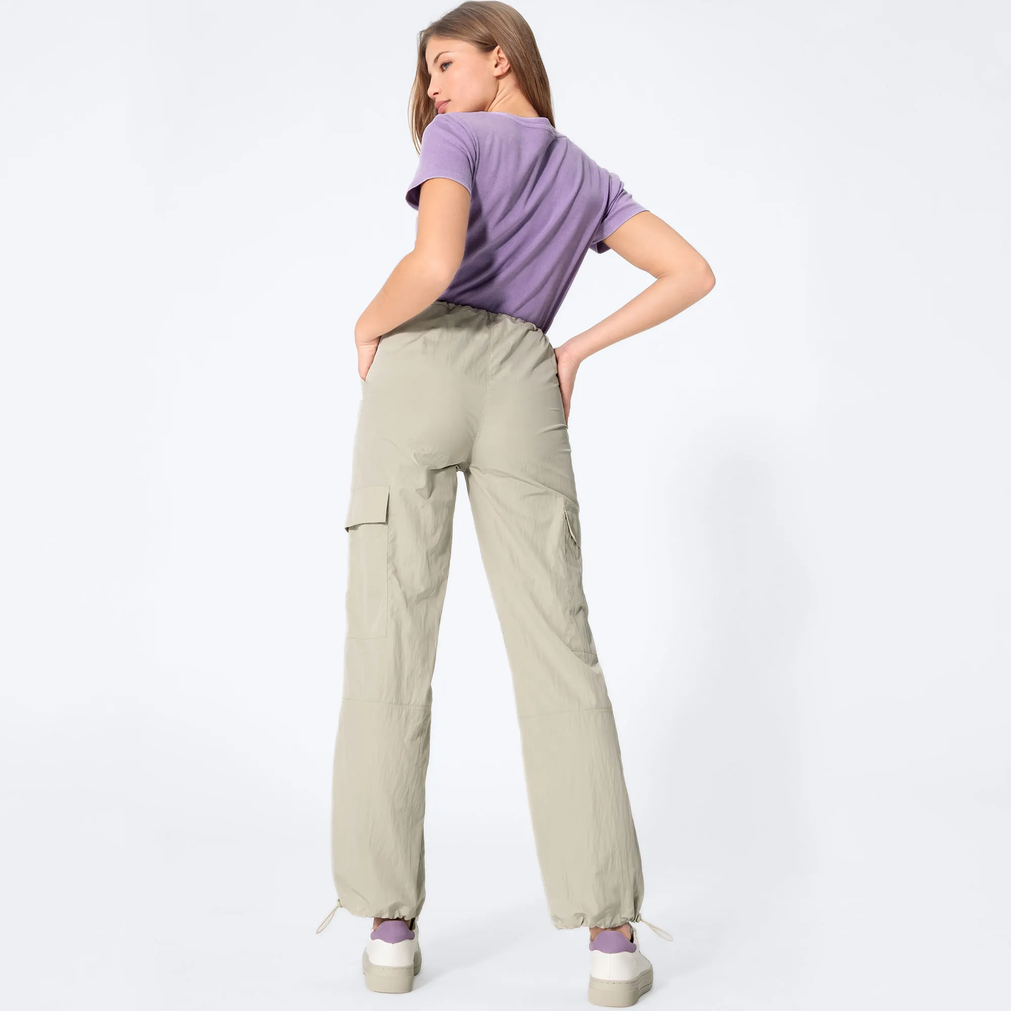 Damen-Hose mit Cargo-Taschen