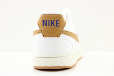 Nike Sneaker