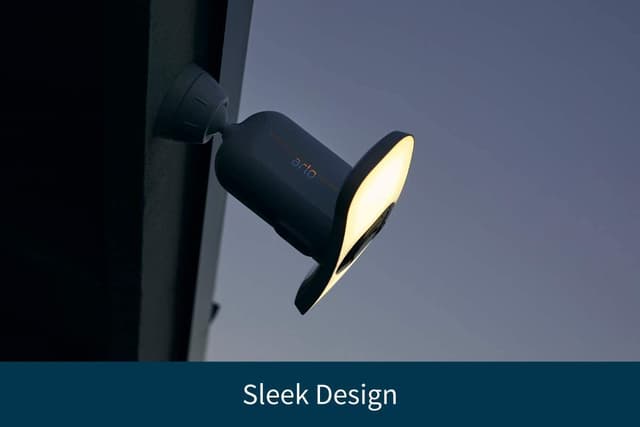 Arlo Pro 3 Floodlight trådløst 2K QHD-kamera (sort)