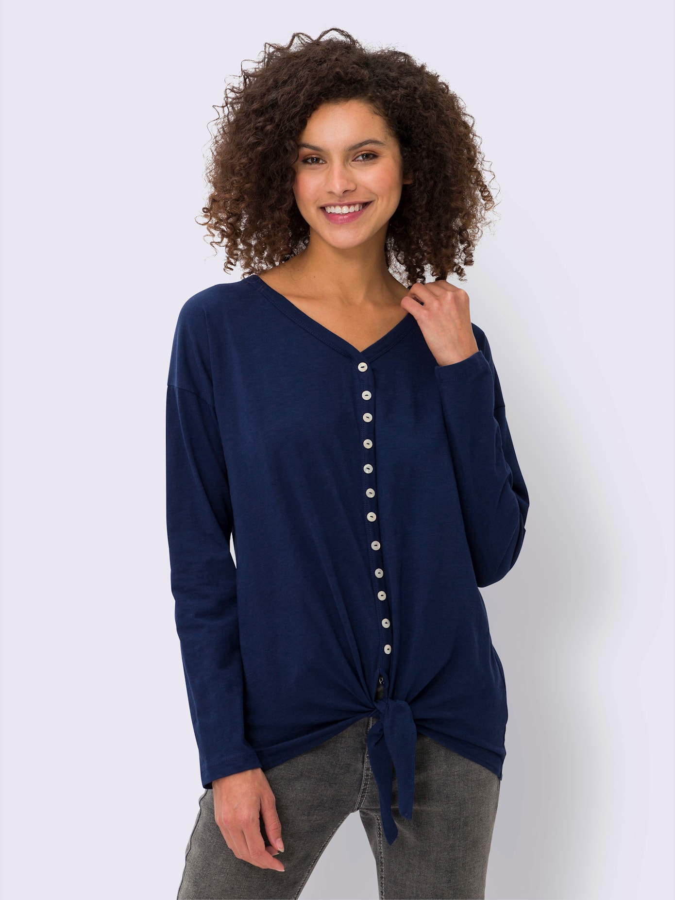 T-shirt encolure en v avec patte de boutonnage décorative