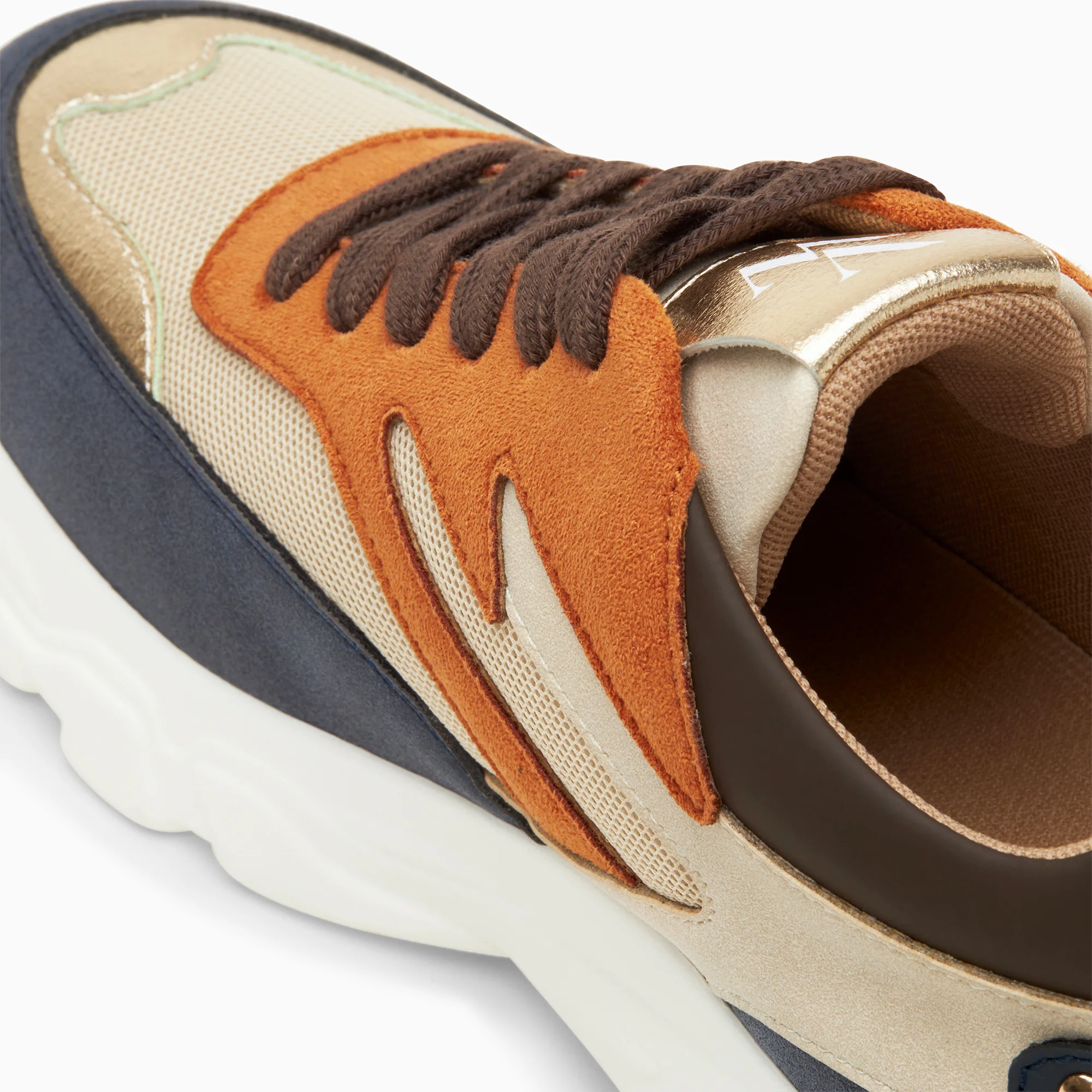 Sneakers-Baskets Ruth bleu, beige et orange à semelle oversize