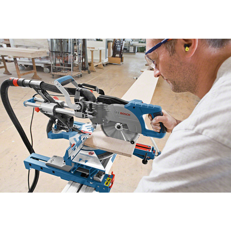 Bosch GCM 8 SJL radiaal afkort- & verstekzaagmachine 1.600W 216mm