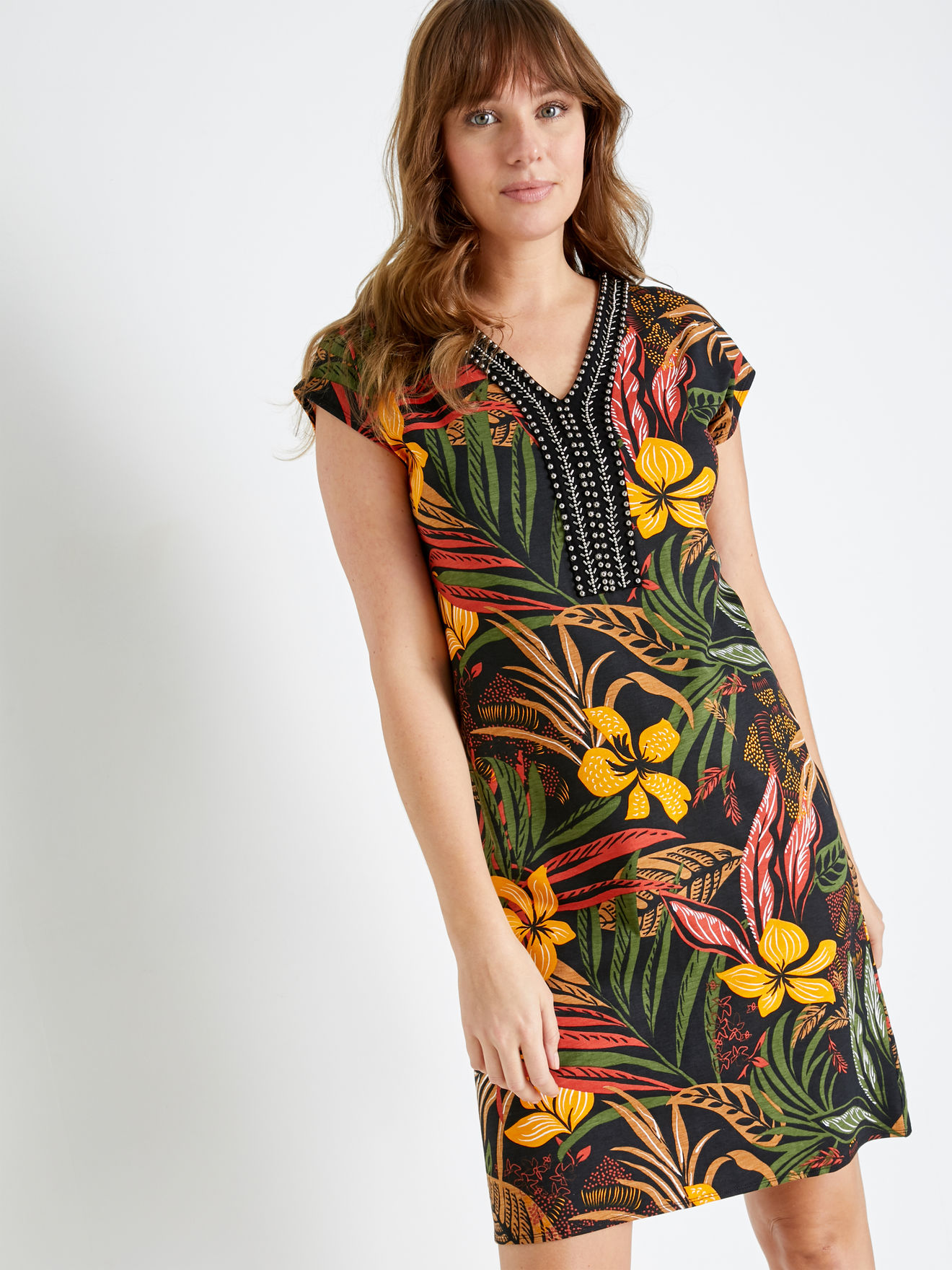 Robe en maille avec perles fantaisie